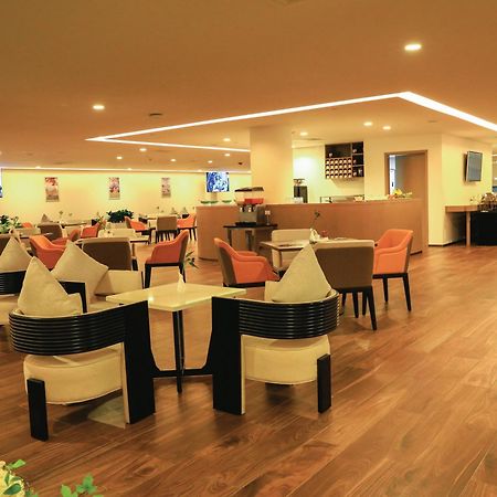 Skylight In-Terminal Hotel Αντίς Αμπέμπα Εξωτερικό φωτογραφία